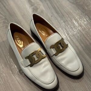 Tod's Kate Chain Loafers White Leather Size 37 EU (7 US)